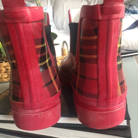 Plaid rain boots - Picture 4 of 7